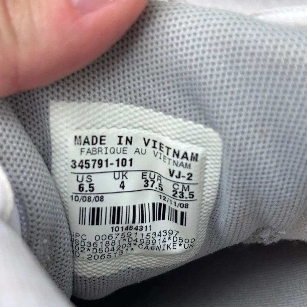 Nike women y2k